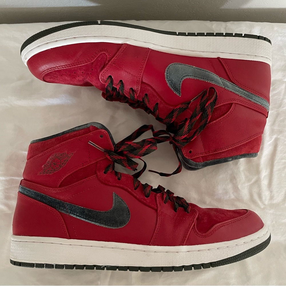 Nike Air Jordan 1 Premier Red Gucci